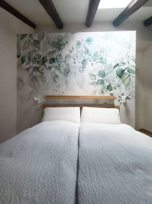 Loving My Rooms 1 - Deliziosa Mansarda In Centro 戈里齐亚 外观 照片